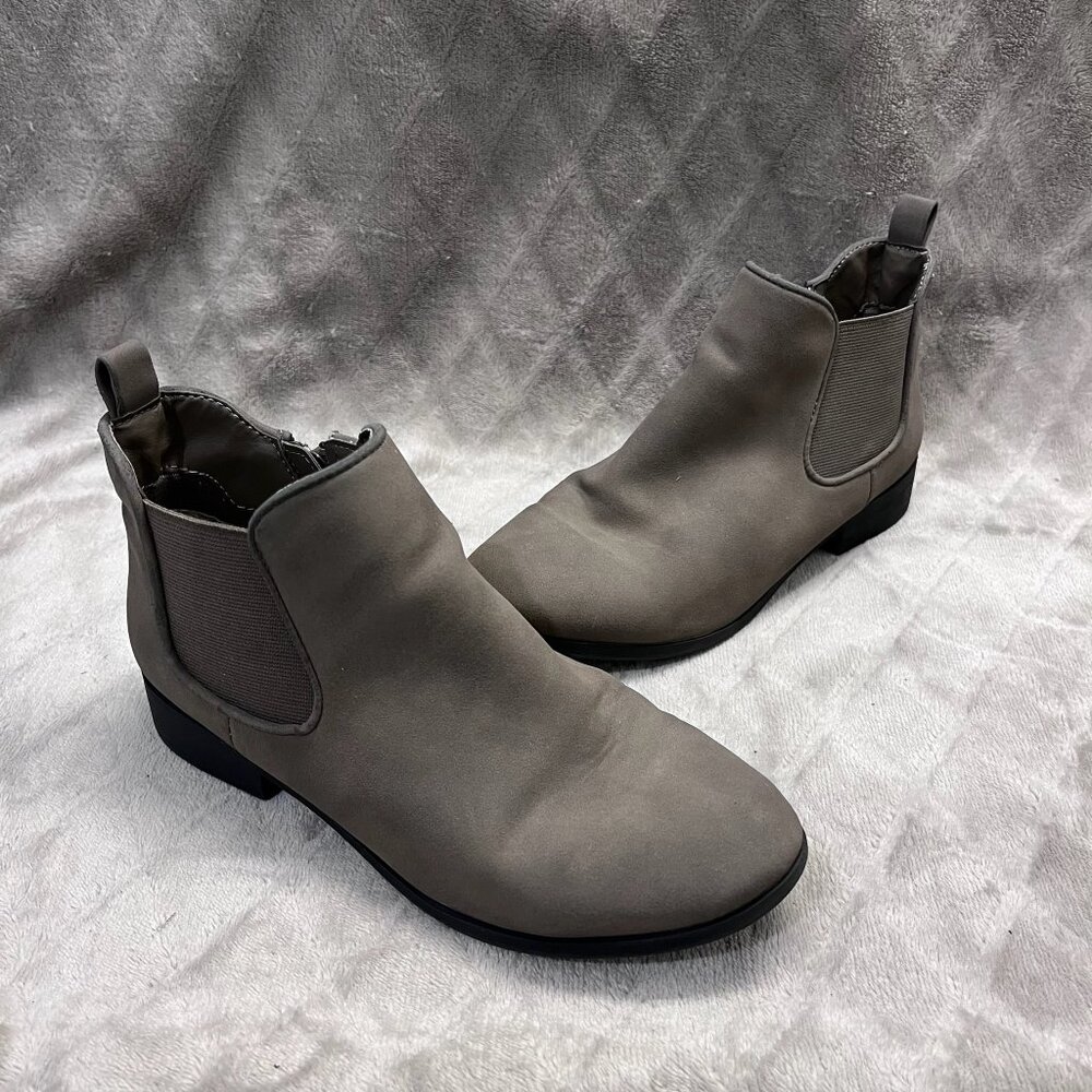 American Ankle Boot Gray Faux Suede Side Zip Women 6
